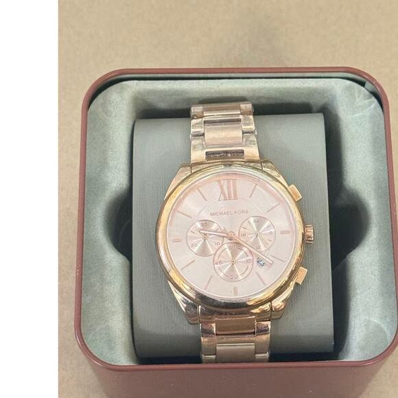 Michael Kors Janelle MK7108 Rose Gold Colored Steel Watch - Picture 1 of 5